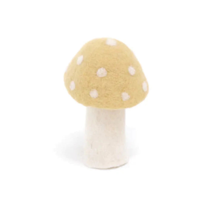 XL dotty felt mushroom - tender wheat